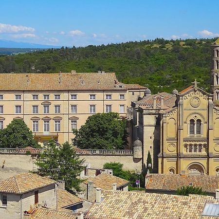Chez Vous Apartment Uzes Exterior photo