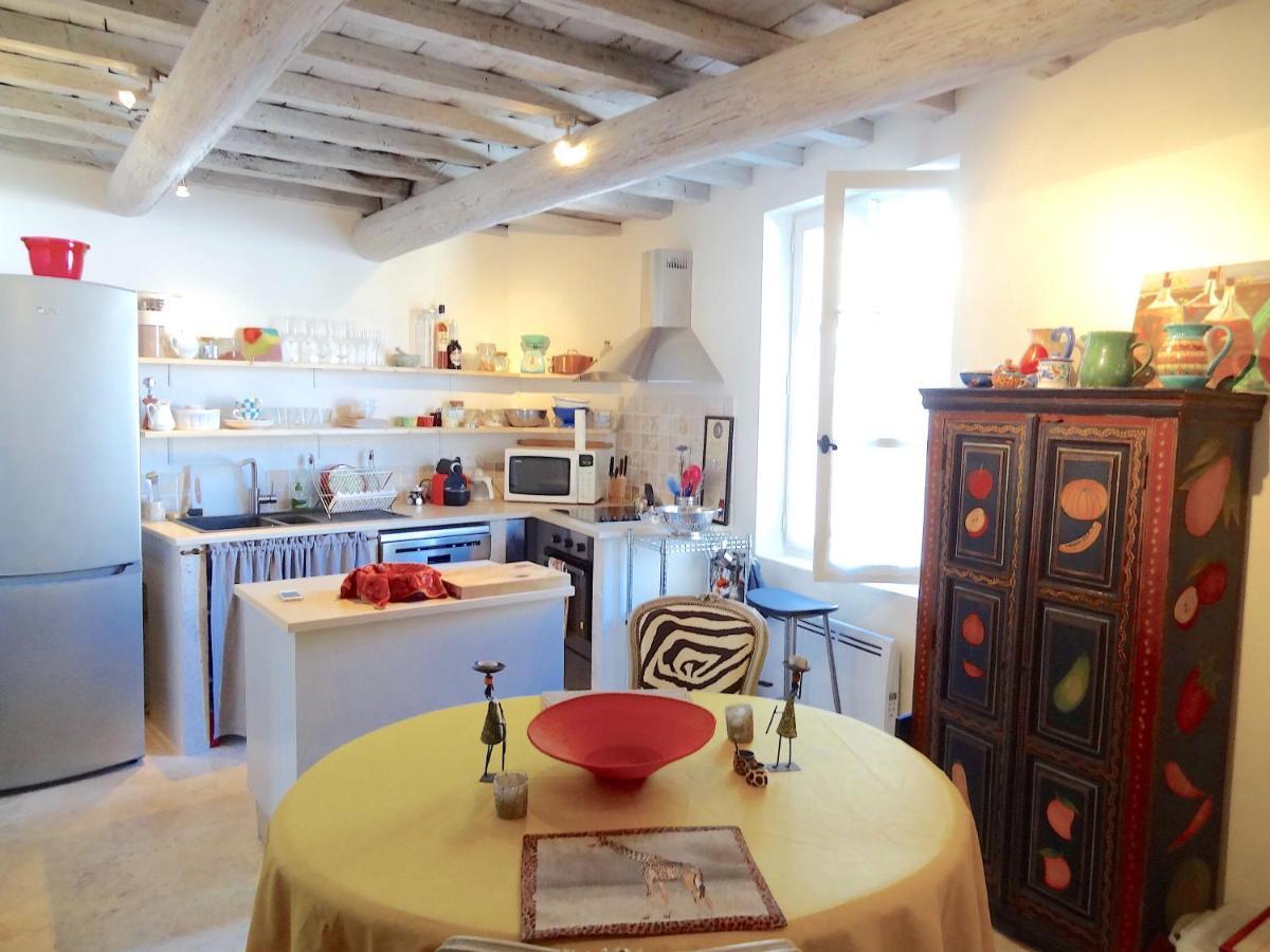 Chez Vous Apartment Uzes Exterior photo