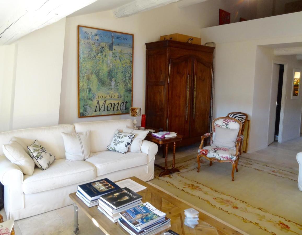 Chez Vous Apartment Uzes Exterior photo