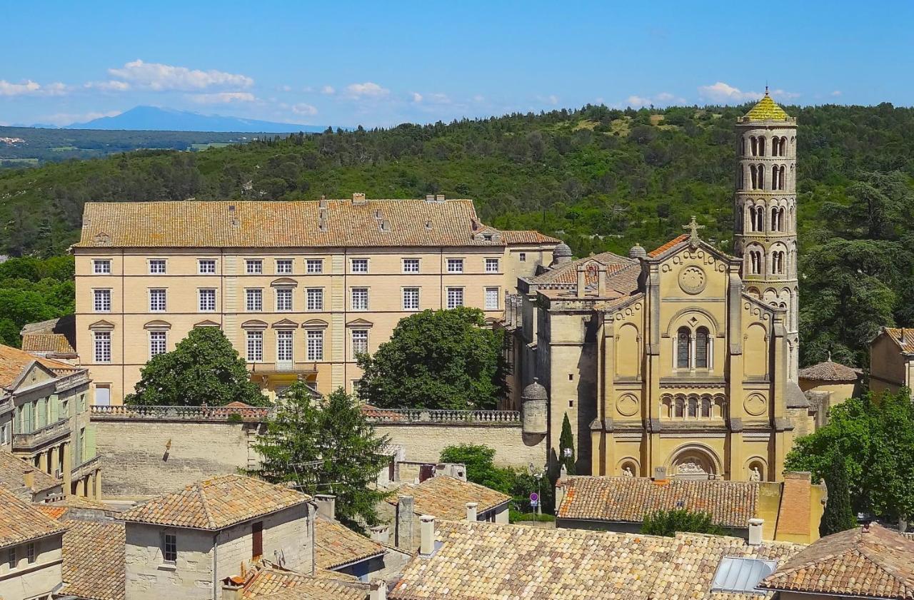 Chez Vous Apartment Uzes Exterior photo